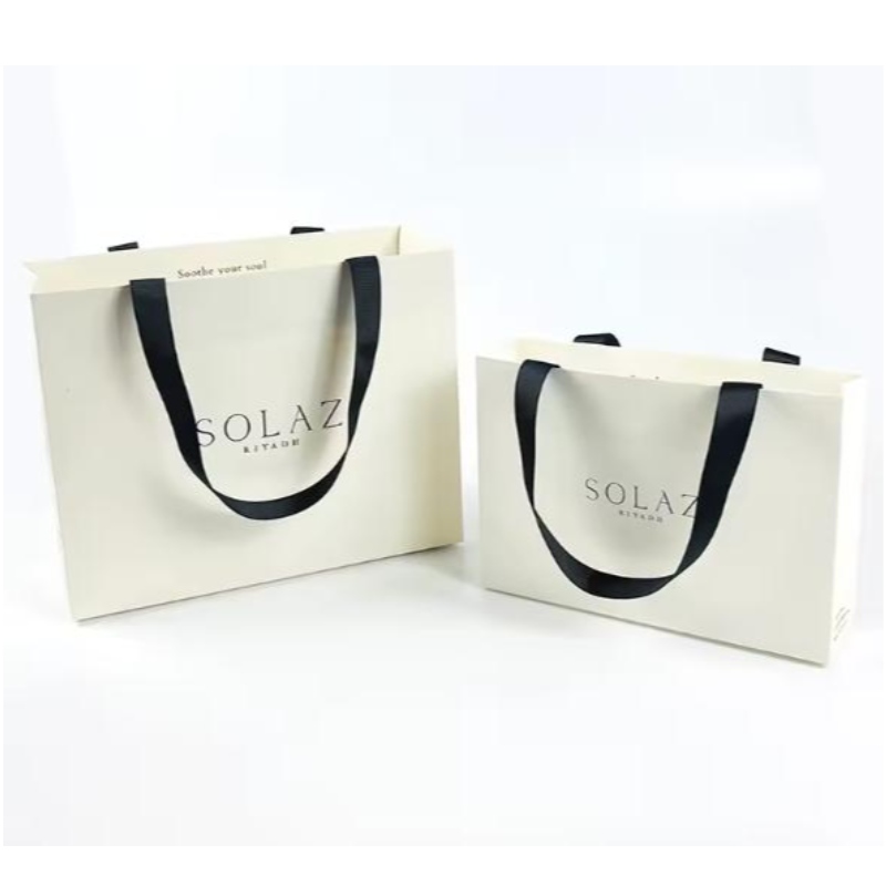 Trykt papirposer Pap Luksus Hvid Kraft Paper Giftpose med båndhåndtag til indkøbspose med dit eget logo