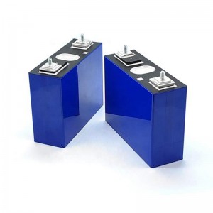 Svolt 106AH LFP Batteri 3.2V 100AH ​​LifePO4 Prismatisk batteri Celle Genopladeligt lithiumjernphosphatbatteri til 12V 24V 48V Solar Energy Storage Battery Pack