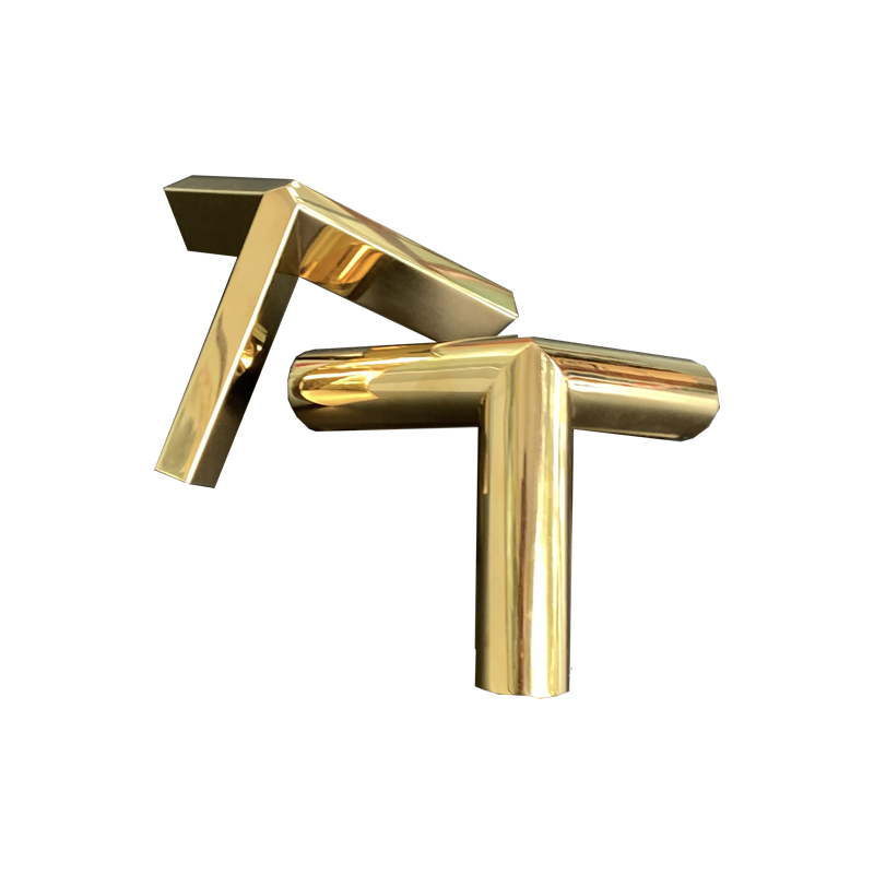 Zotye rustfrit stål guld elektroplettet trekantet tre-Dimensionel hul stativ ornament